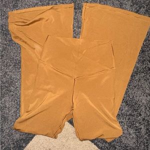 Aerie crossover flare leggings